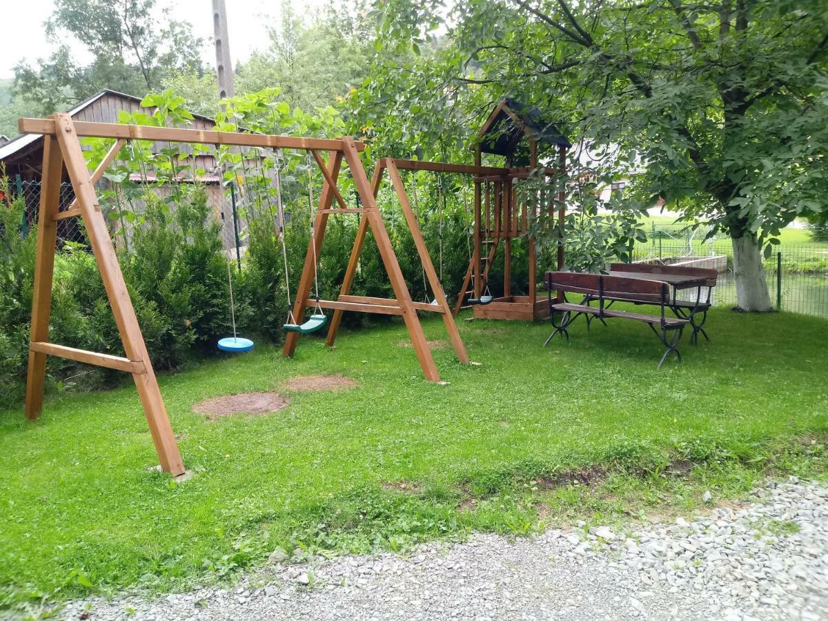Gazdowka "Pod Pstragiem" Villa Korbielów Eksteriør bilde